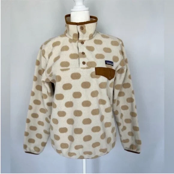 Patagonia Polka Dot Snap T Synchilla Fleece Pullover
Cream, Beige and Brown - Picture 3 of 10